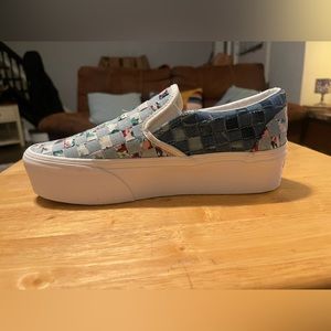 🥑Vans Woven Denim Floral Classic Slip-On Women’s Shoes